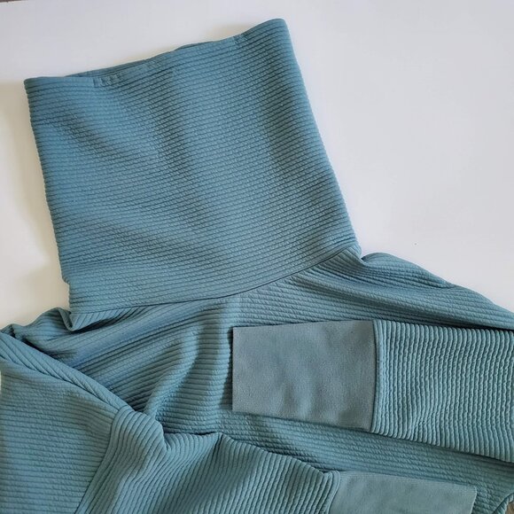 Mondetta / Performance Leisure-wear Cowl Neck Top - Size L - Picture 10 of 10